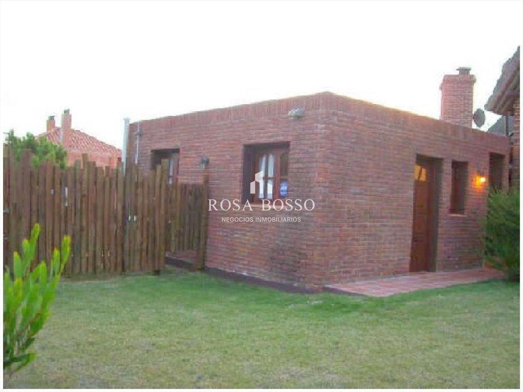 CASA A LA VENTA EN EL CHORRO.