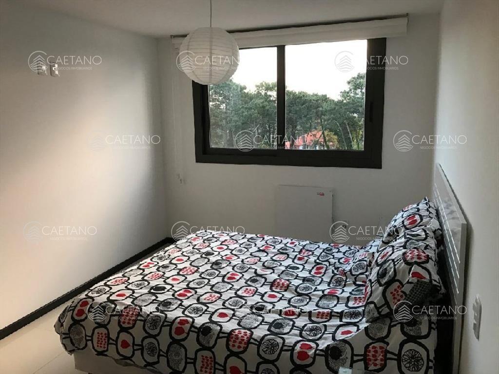 Apartamento en Roosevelt, 3 dormitorios *