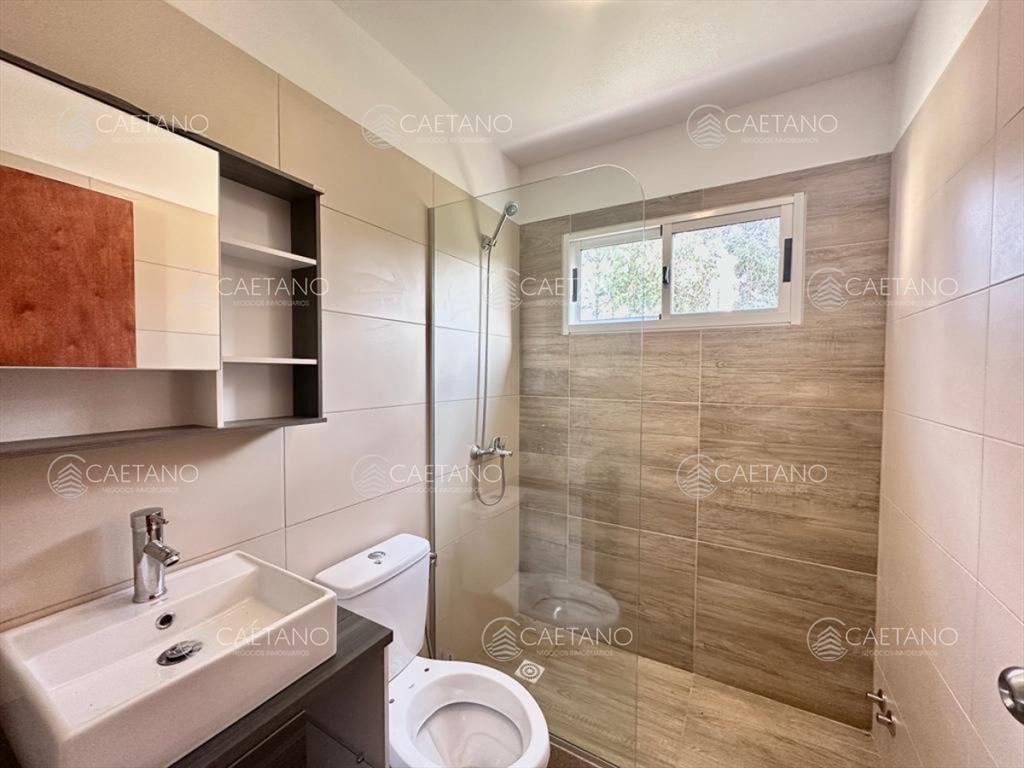Venta casa - 2 Dormitorios 2 BaÃ±os + Parrillero - PiriÃ¡po