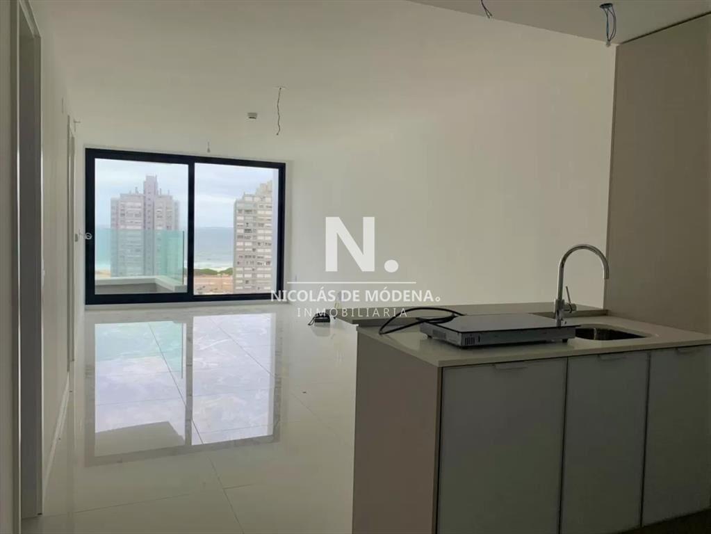 Departamento disponible en edificio Artower
