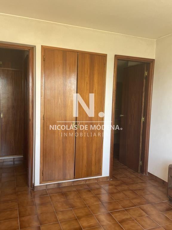 Departamento de 2 dormitorios en venta frente a