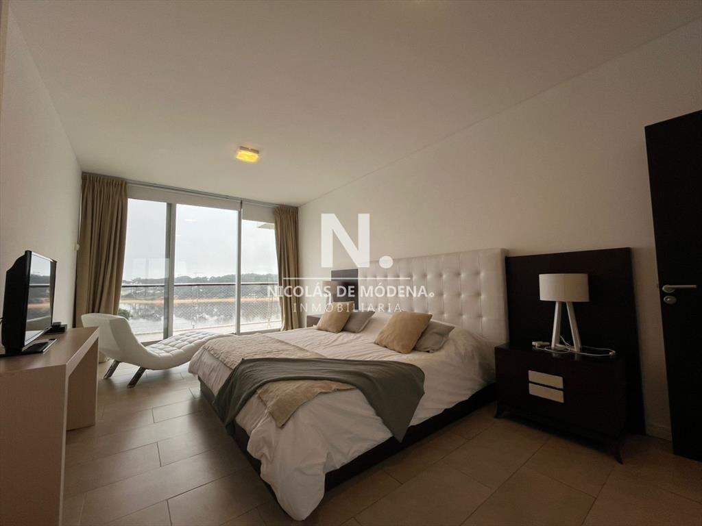 Apartamento en La Barra - Delamar Sobre el Mar de 3 dormito