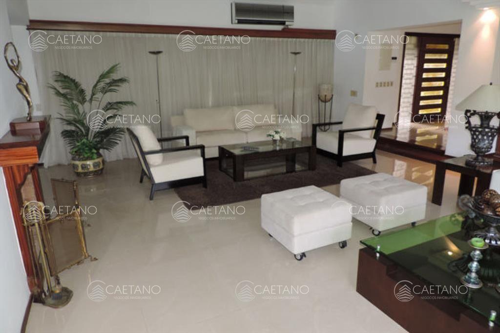 HERMOSA RESIDENCIA