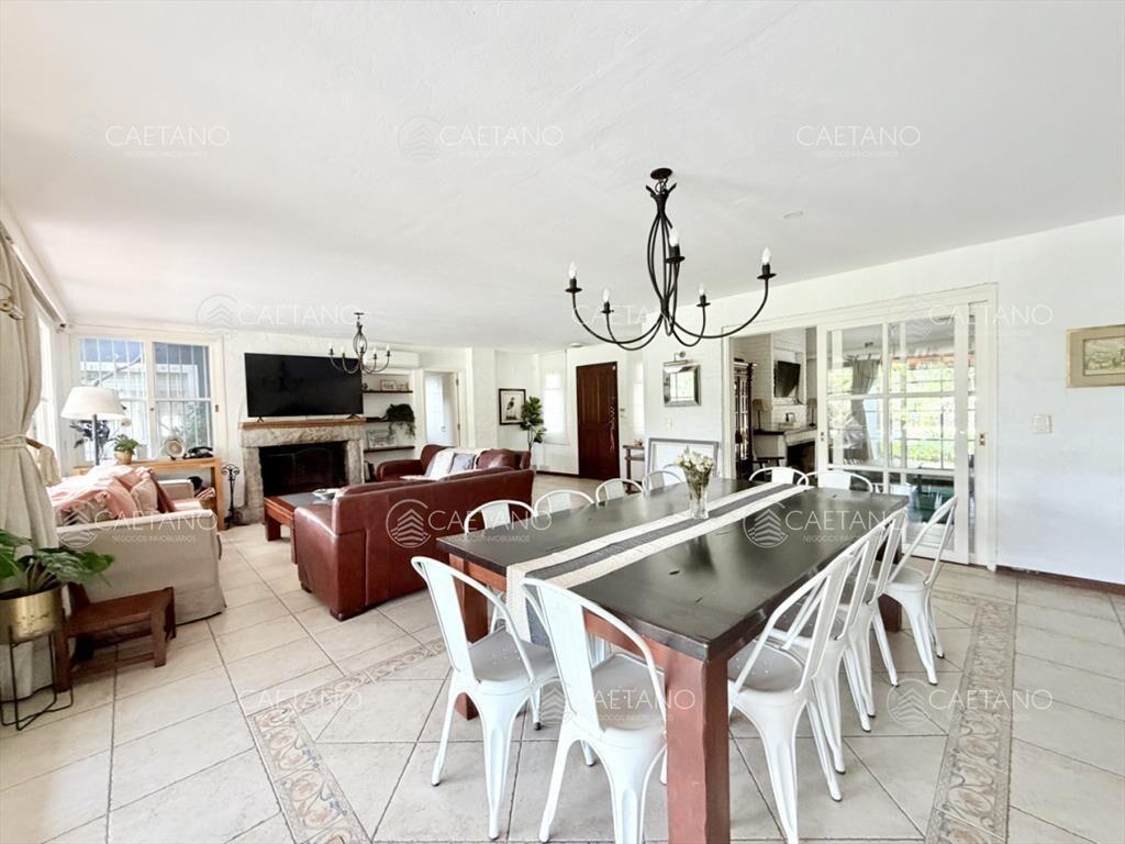 Alquiler. Casa 6 dormitorios. Punta del Este