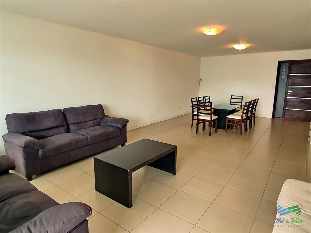 Alquilo apartamento 3 dormitorios con parrillero propio y s