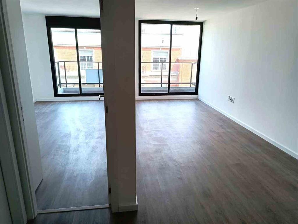 VENTA APARTAMENTO A ESTRENAR 1 DORM CON RENTA