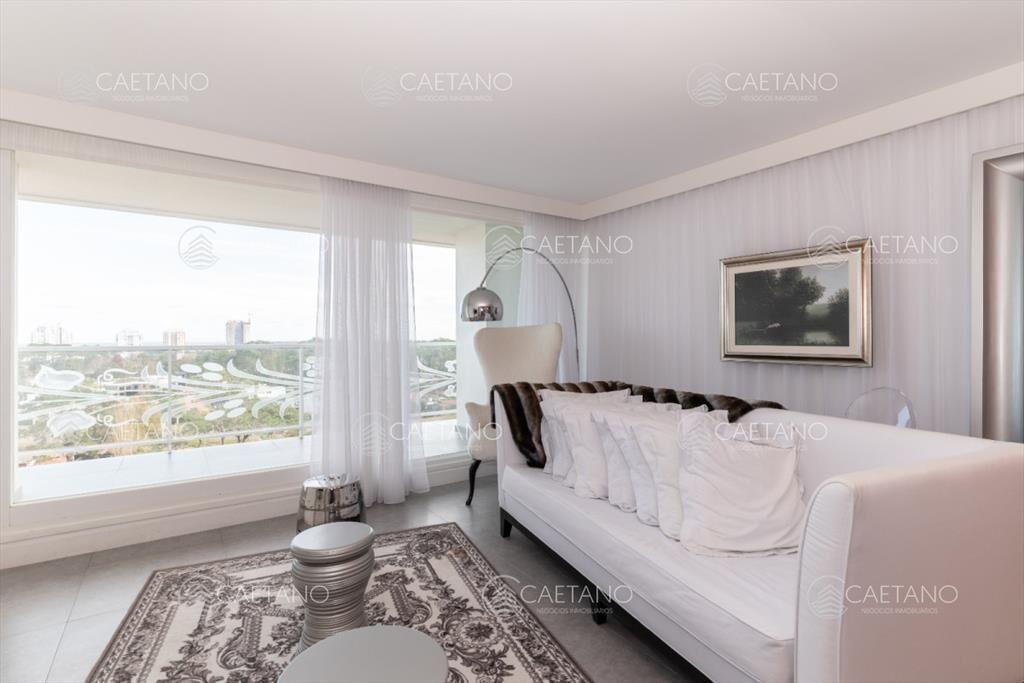 Apartamento a pasos del Shopping!