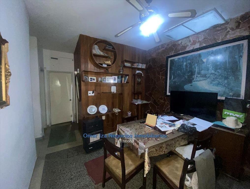 Venta casa prox Mercado Modelo 3 dormitorios con apto