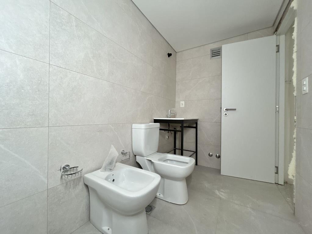 Venta apartamento 1 dormitorio con patio en Cordón a estren
