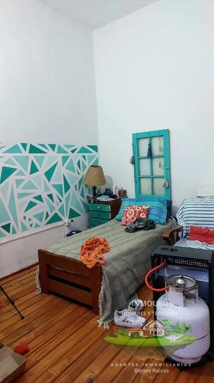 Se vende apartamento con renta, 2 dormitorios, Goes.