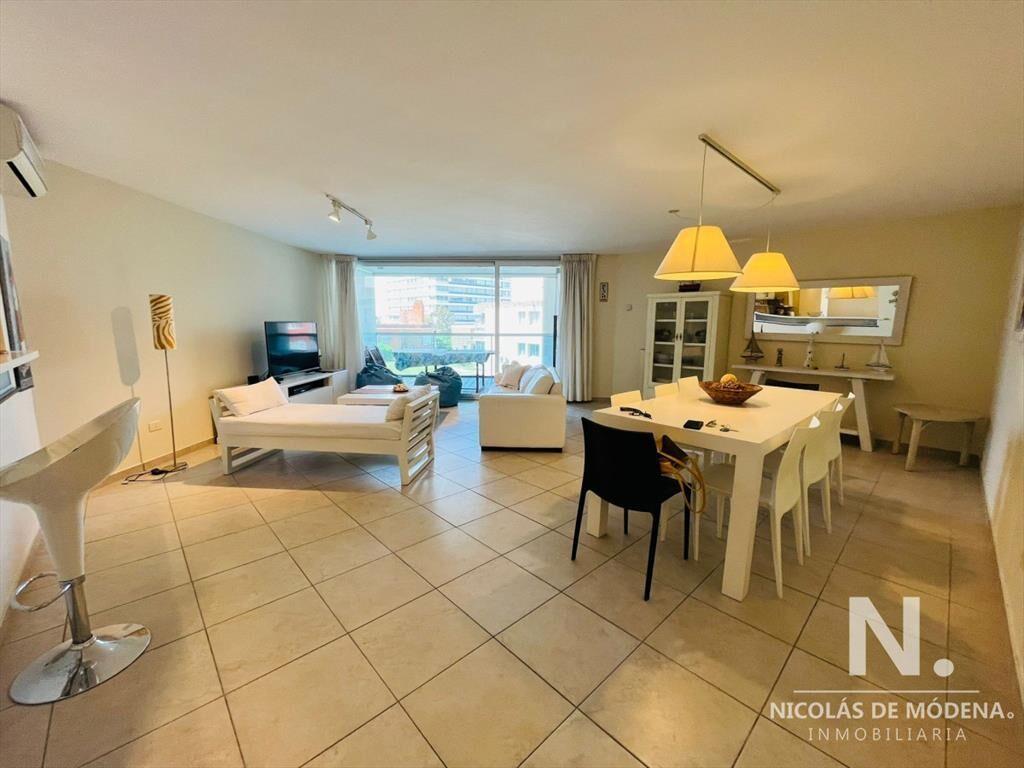 VENTA DE APARTAMENTO DE 3 DORMITORIOS EN TORRE O