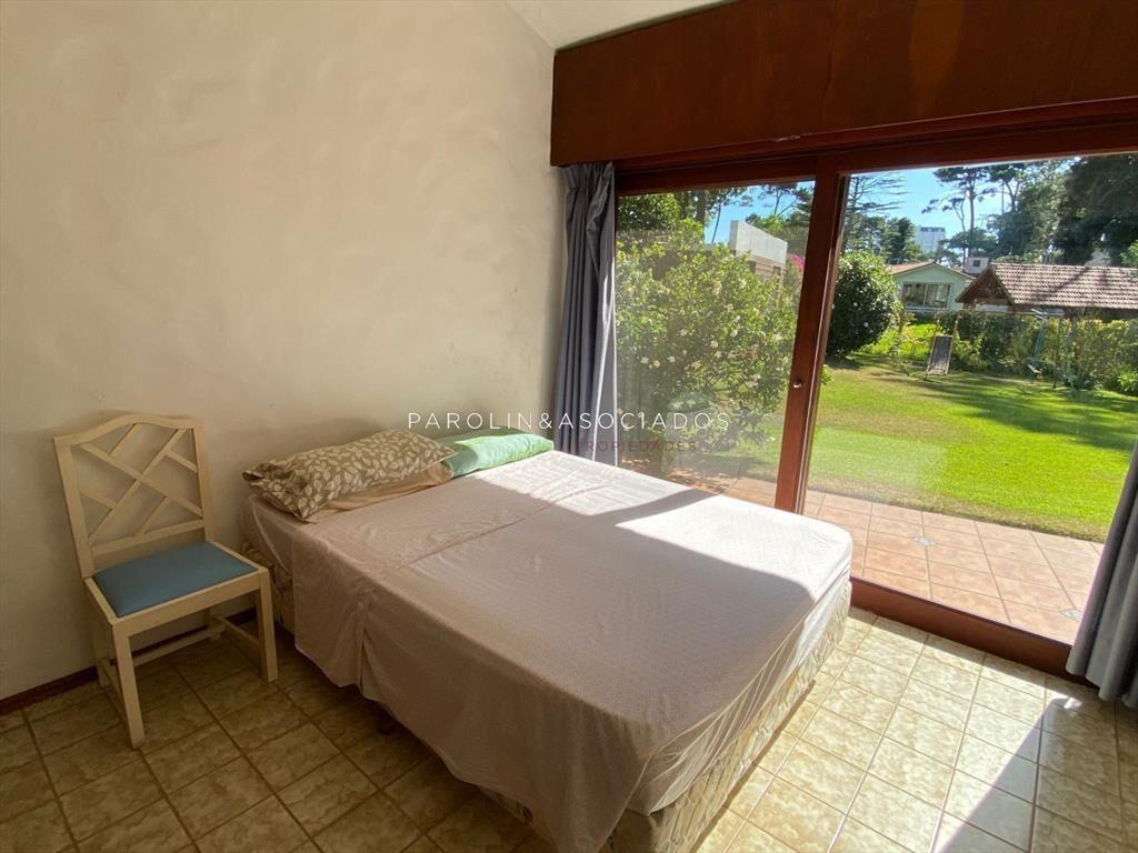 Casa en venta de 3 dormitorios en Mansa, Punta del Este.