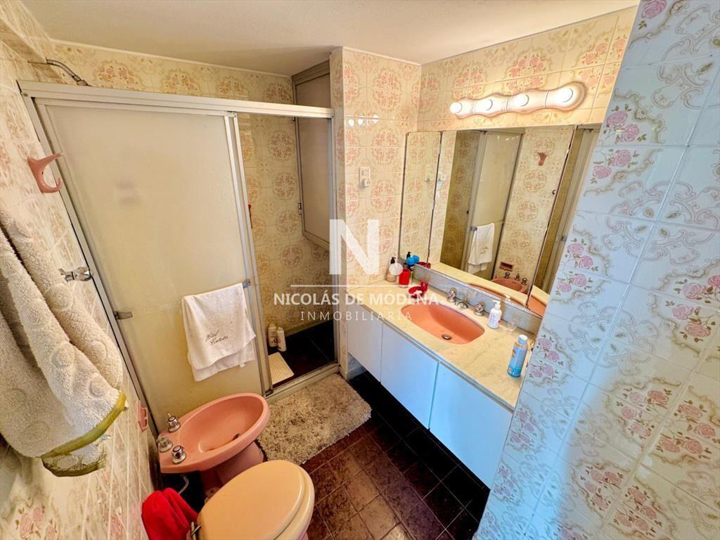 Apartamento en Peninsula, 1 dormitorio y medio