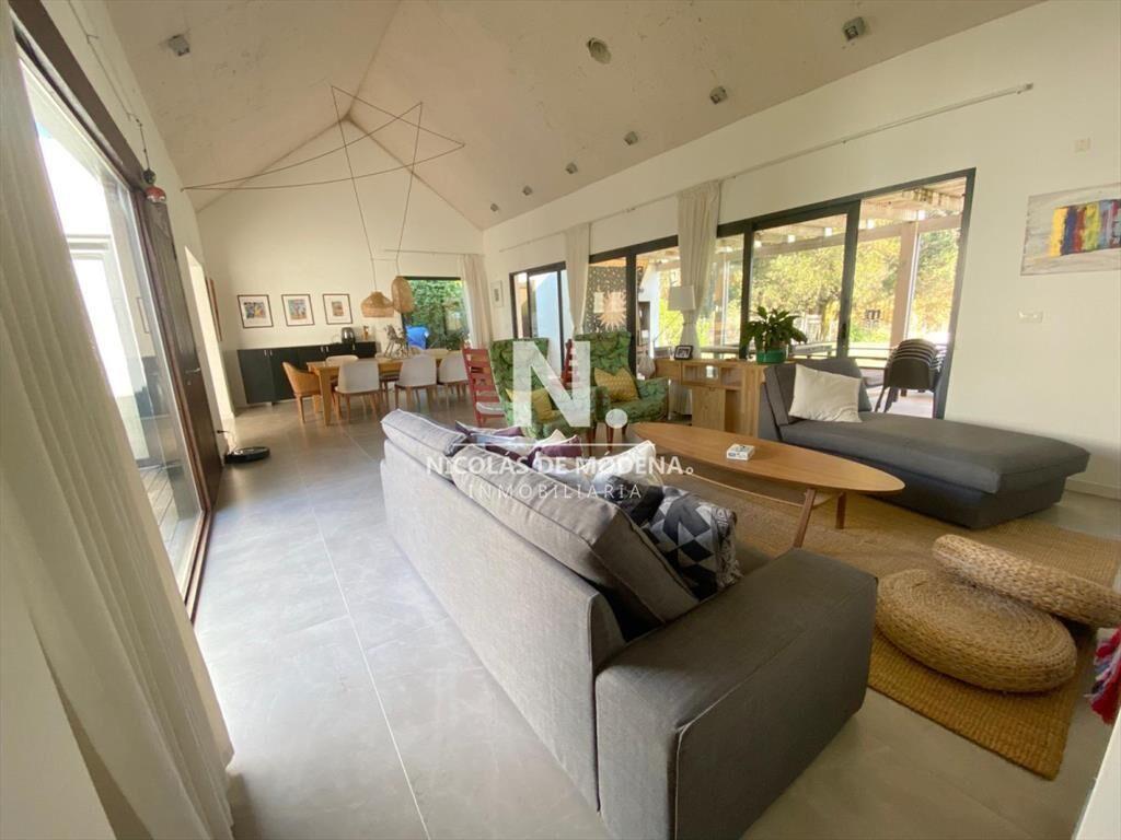 EXCELENTE PROPIEDAD DE 3 DORMITORIOS EN VENTA, BURNET PUNTA