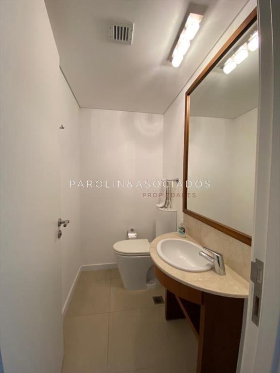 Apartamento en venta en Le Parc II, Punta del