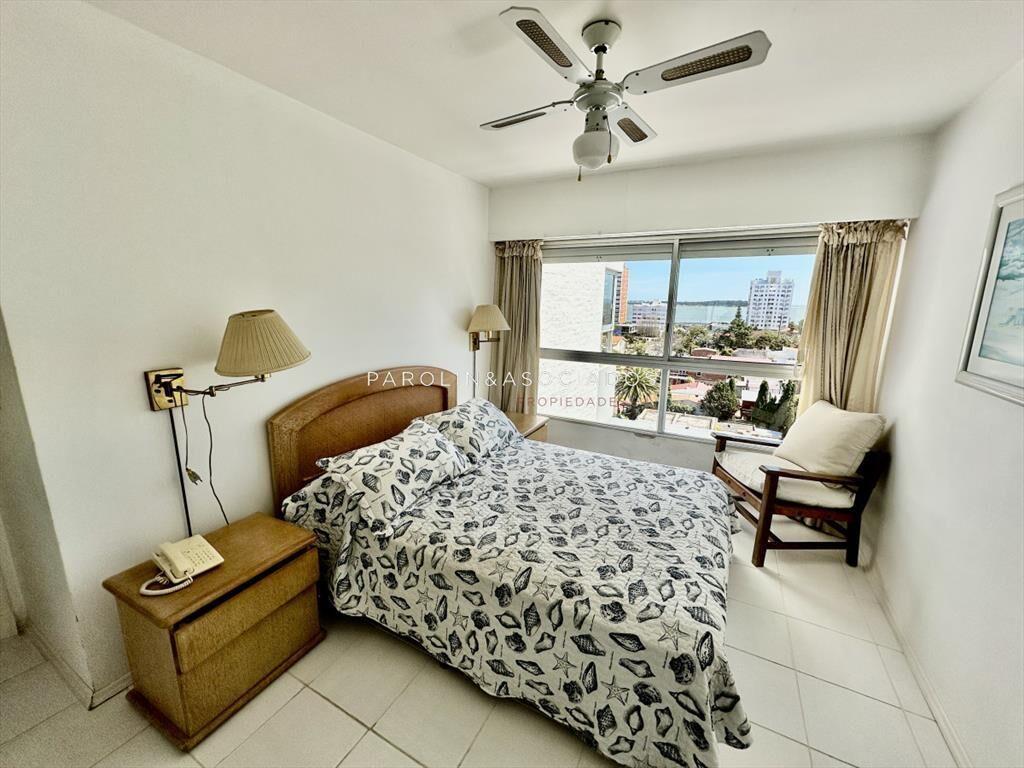 Departamento en Venta de 2 dormitorios en Torre