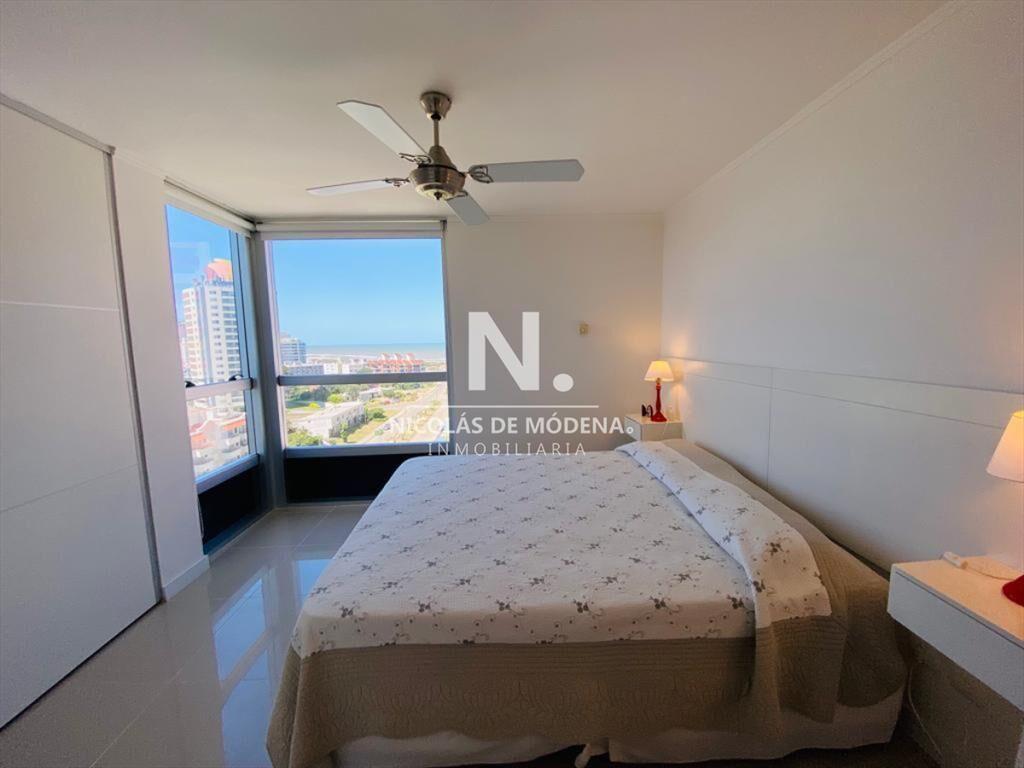 Departamento 3 dormitorios En Venta, Chiverta a