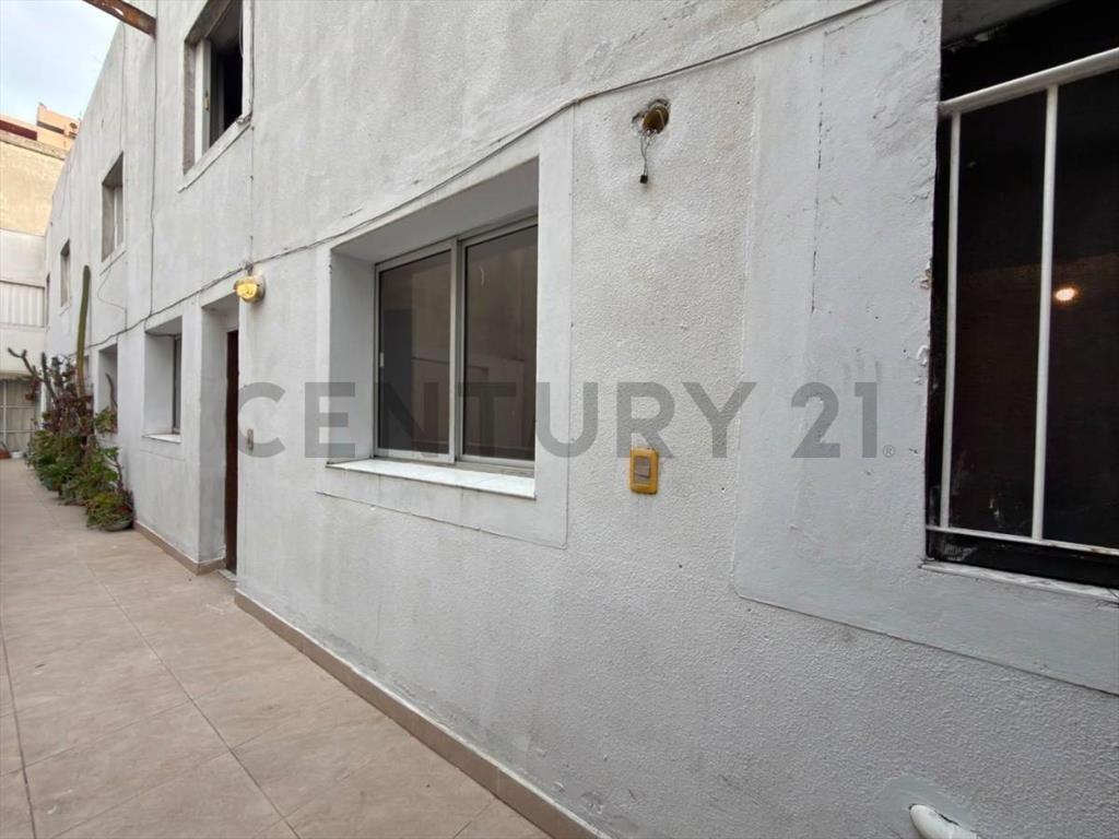 Alquiler APARTAMENTO, 2 plantas, en Ciudad Vieja, 4 dormi...
