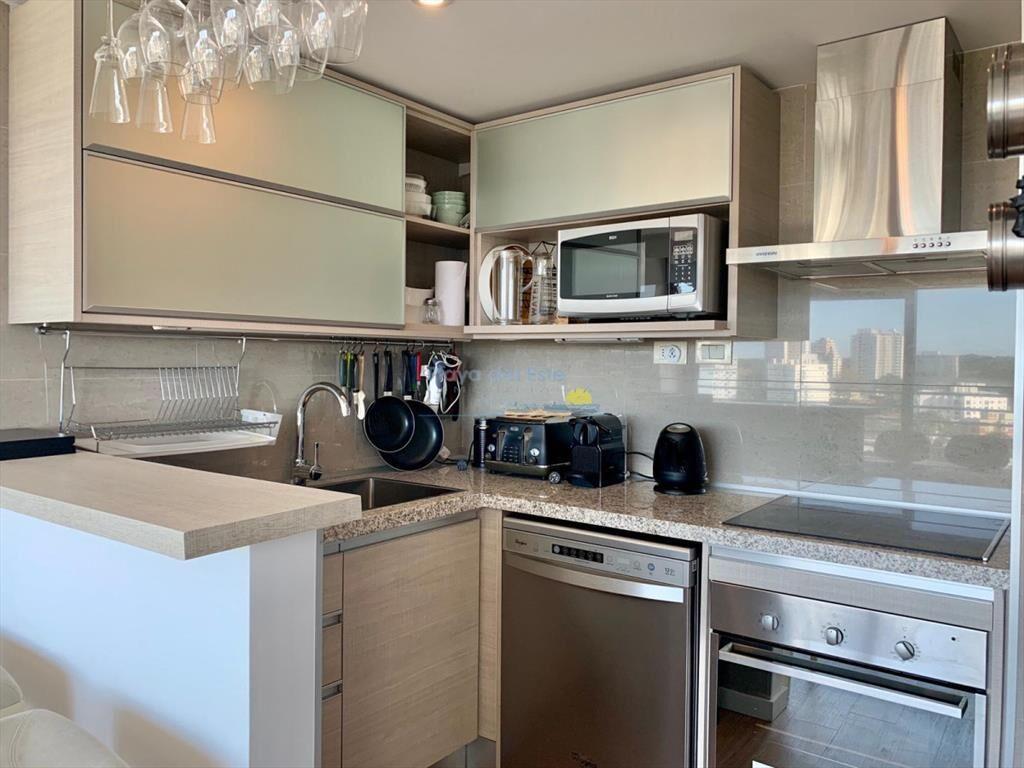 Venta de excelente Apartamento de dos Playa Mansa