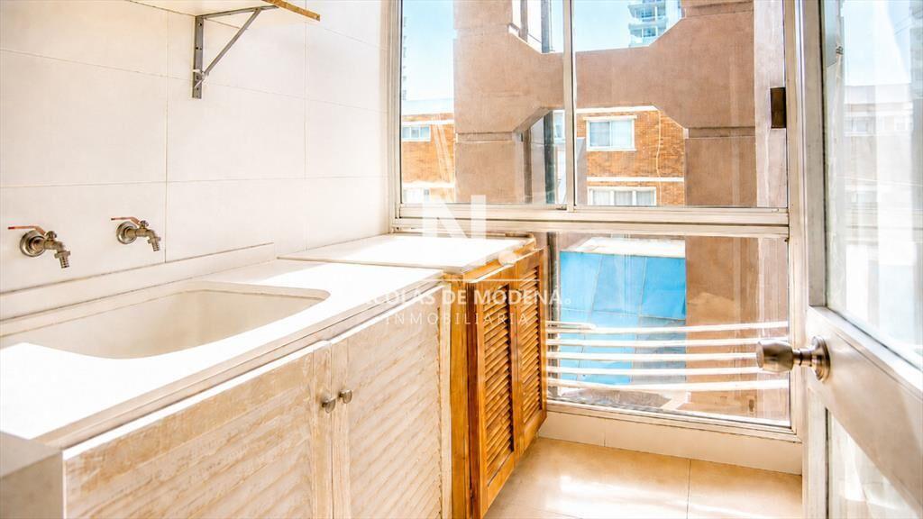 En venta apartamento de 3 dormitorios, parada 1 playa mansa