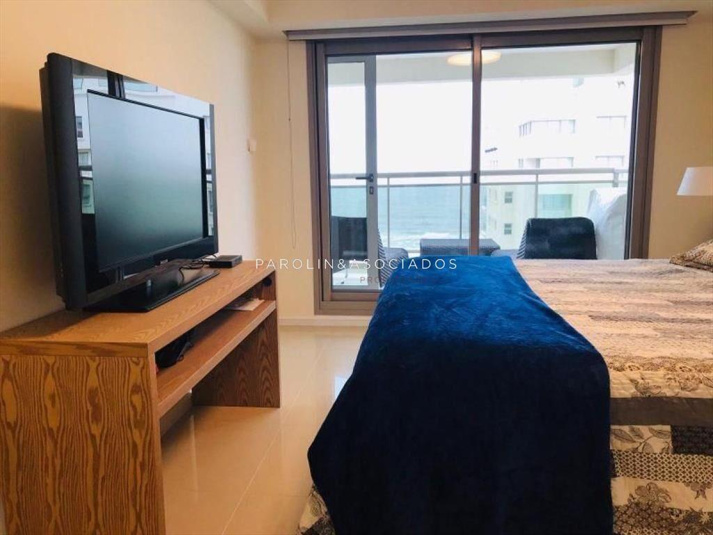 Apartamento de 3 dormitorios en venta en Torre