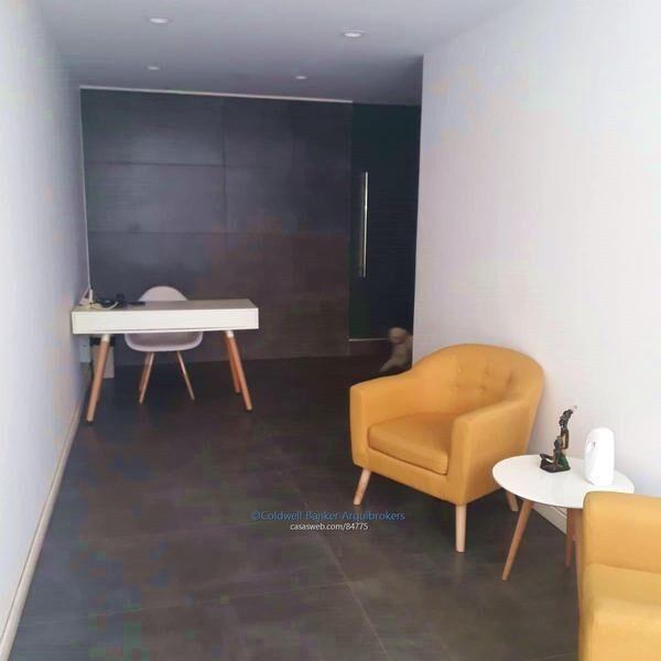 Apartamento de 2 dormitorios en venta en Centro con renta