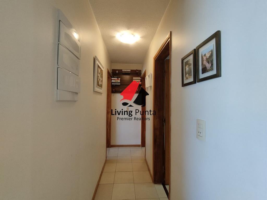 Apartamento de 2 dormitorios en alquiler y venta
