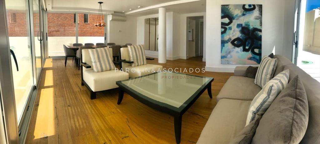 Apartamento en venta de 3 dormitorios en Mouette,