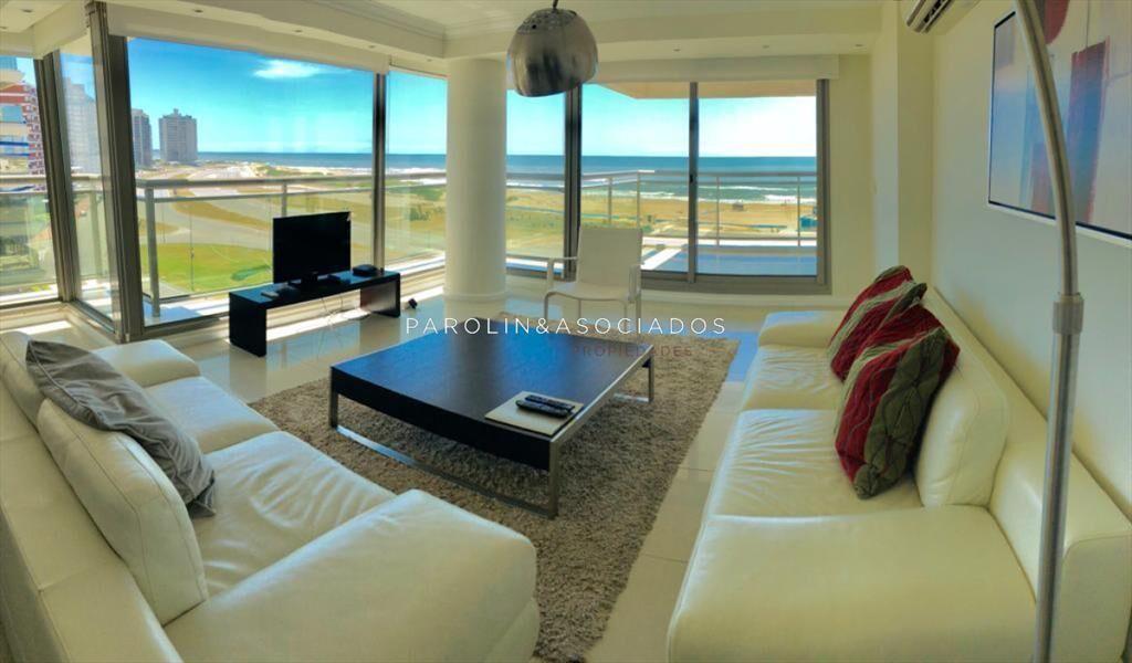 Apartamento en venta de 3 dormitorios en Torre