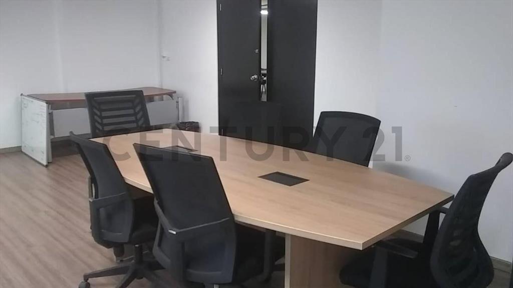 Venta o Permuta Piso 15 oficinas,5 cocheras en Ciudad Vie...