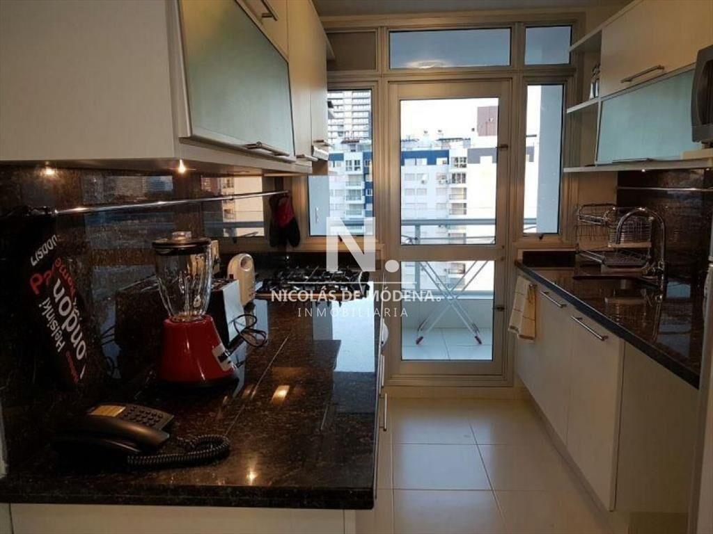 Espectacular apartamento con vista al mar