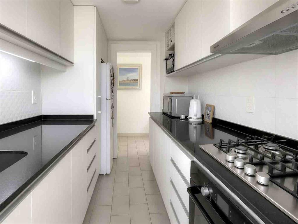 VENTA APARTAMENTO 3 DORMITORIOS GARAJE PENINSULA