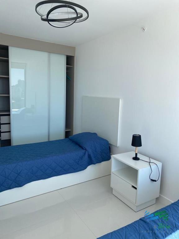 Alquilo anual apartamento de 3 dormitorios en torre con ser