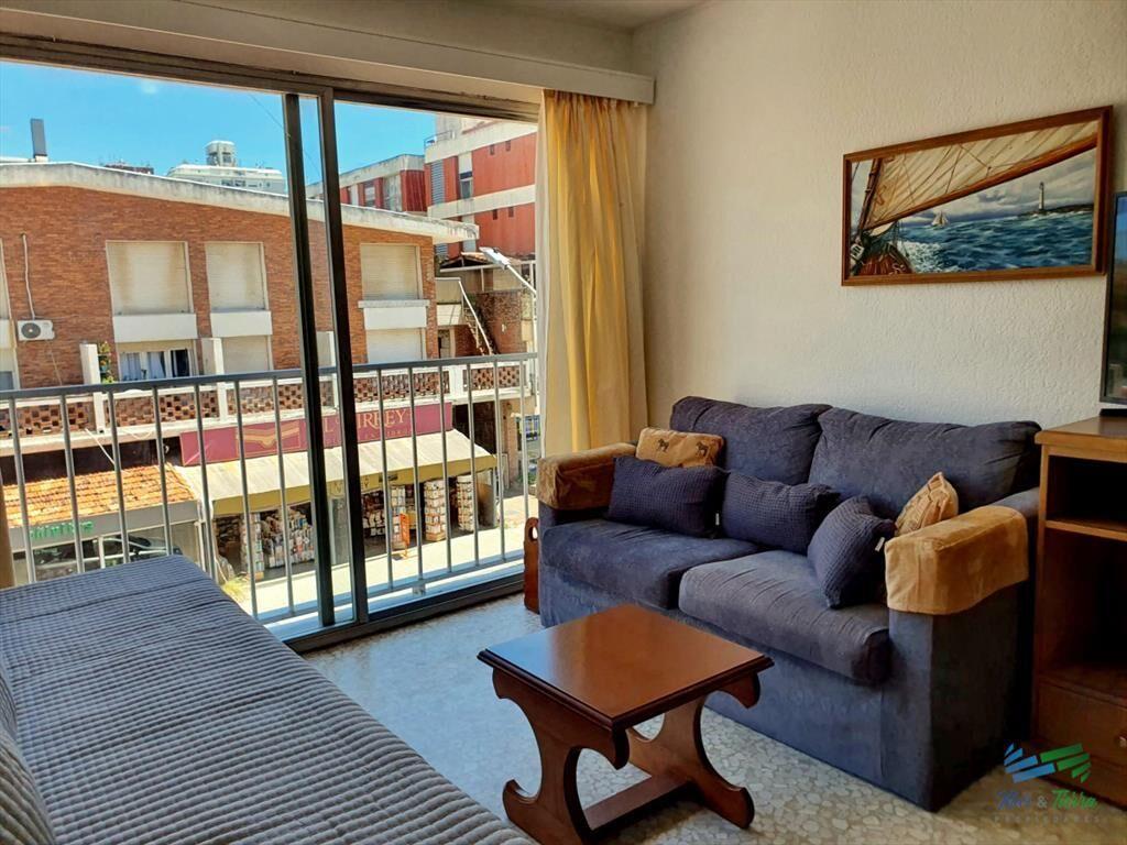 APARTAMENTO EN PENÍNSULA, DOS DORMITORIOS,