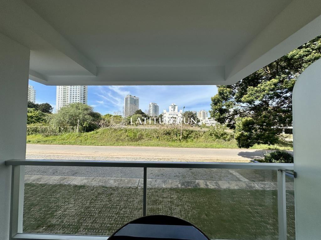 Apartamento de 1  dormitorios en alquiler en Aidy