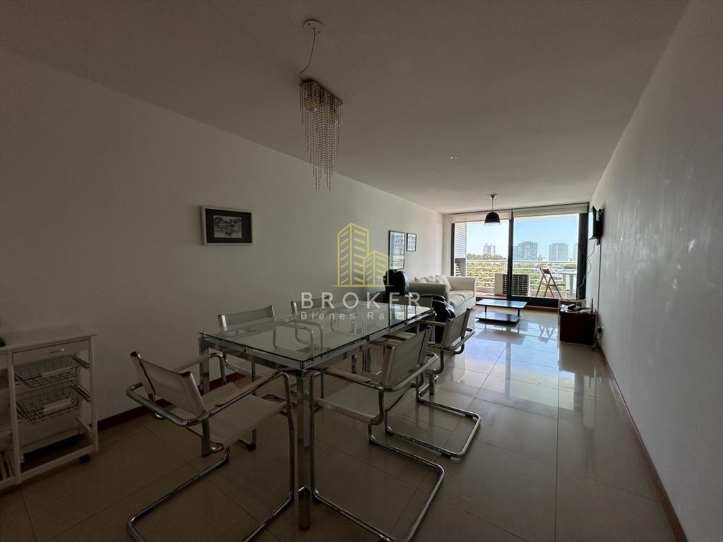 Venta de departamento de dos dormitorios en 360,