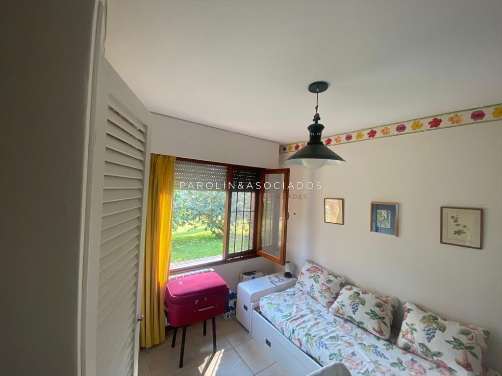Hermosa casa en venta de 4 dormitorios en San Rafael, Punta