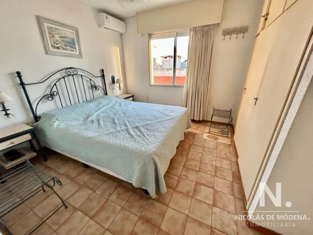 Muy lindo apartamento en Península, a 1 cuadra de la playa