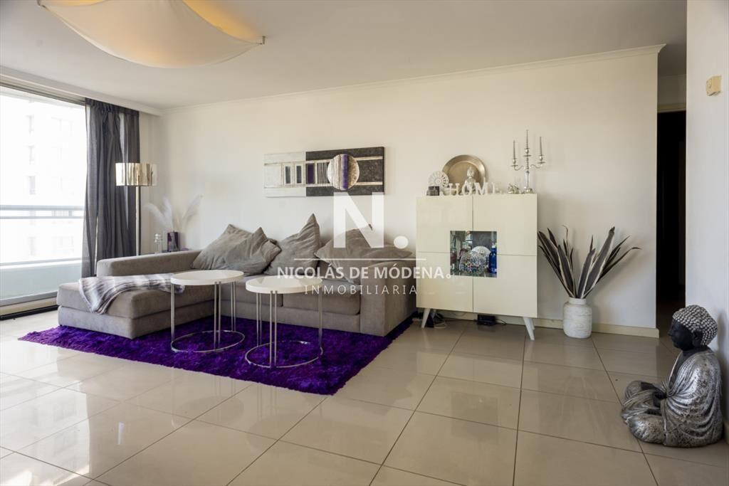 Vende apartamento con vista espectacular, de 3 dormitorios