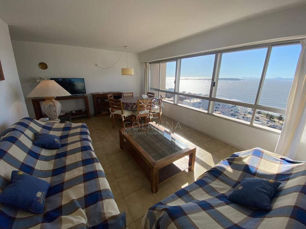 Apartamento en Peninsula, vista playa mansa y