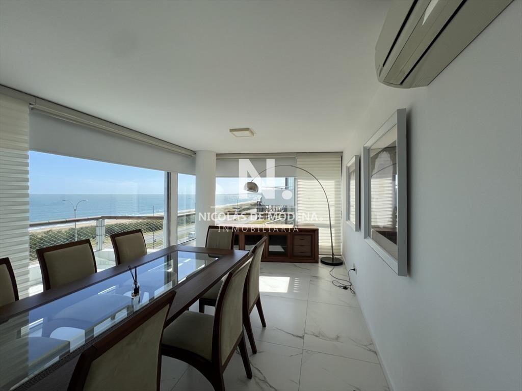 Hermoso Penthouse, venta 4 dormitorios.