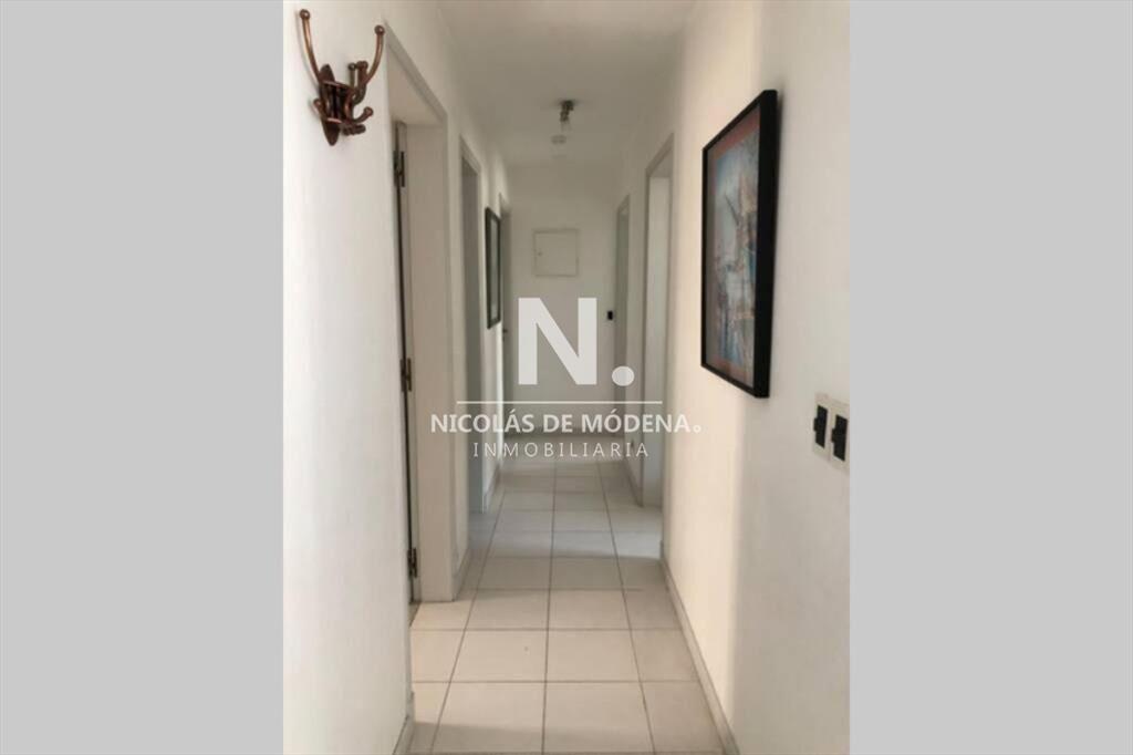 Vende Apartamento de 3 dormitorios ubicado en Peninsula Pun