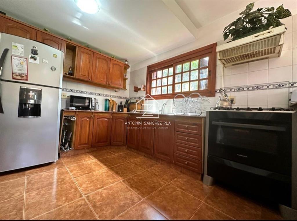 Venta y alquiler de Chalet Punta