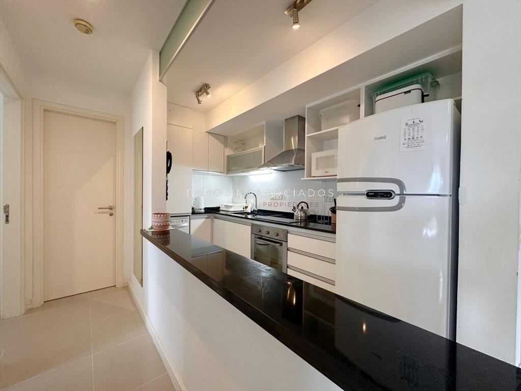 Apartamento en venta 2 dormitorios en edificio
