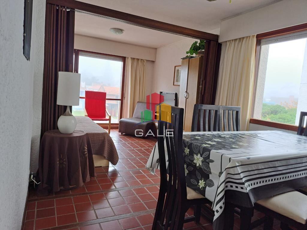 Apartamento venta 1 dormitorio frente al mar del