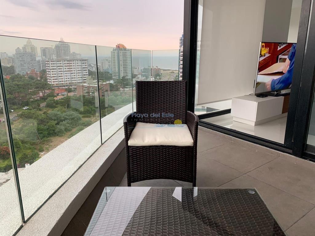 Apartamento de 3 dormitorios en edificio Art ,