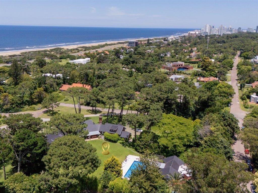 Casa en Venta de Lujo Parada 18 Playa Brava