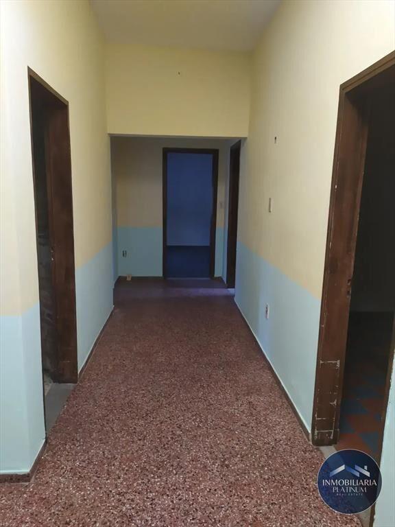 Casa en alquiler c/ cochera en Casavalle
