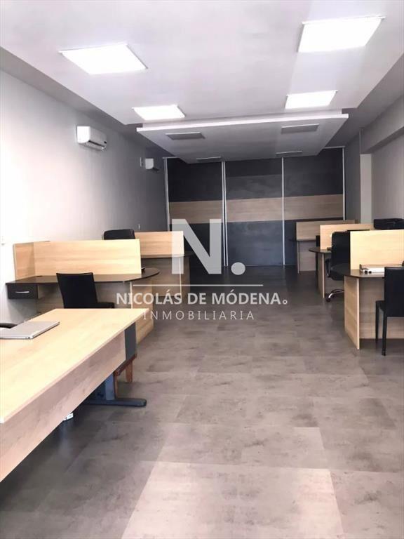 Alquila Oficina en Maldonado de 2 plantas.