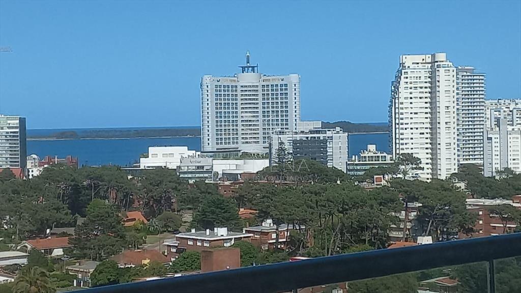 Apartamento en Punta del Este, Aidy Grill